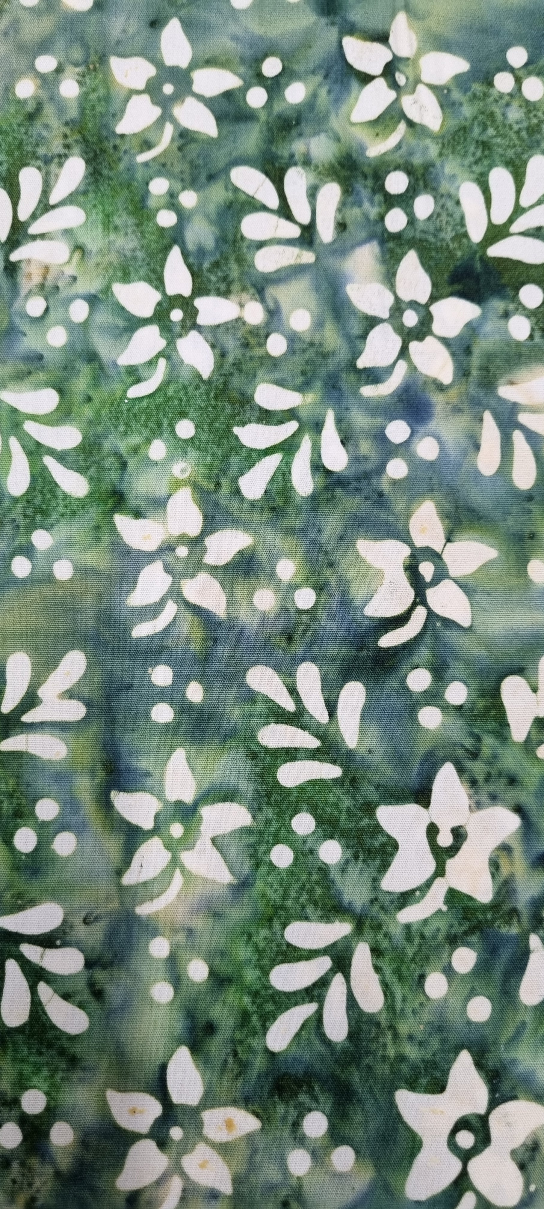 Batik - Flowers Green/White