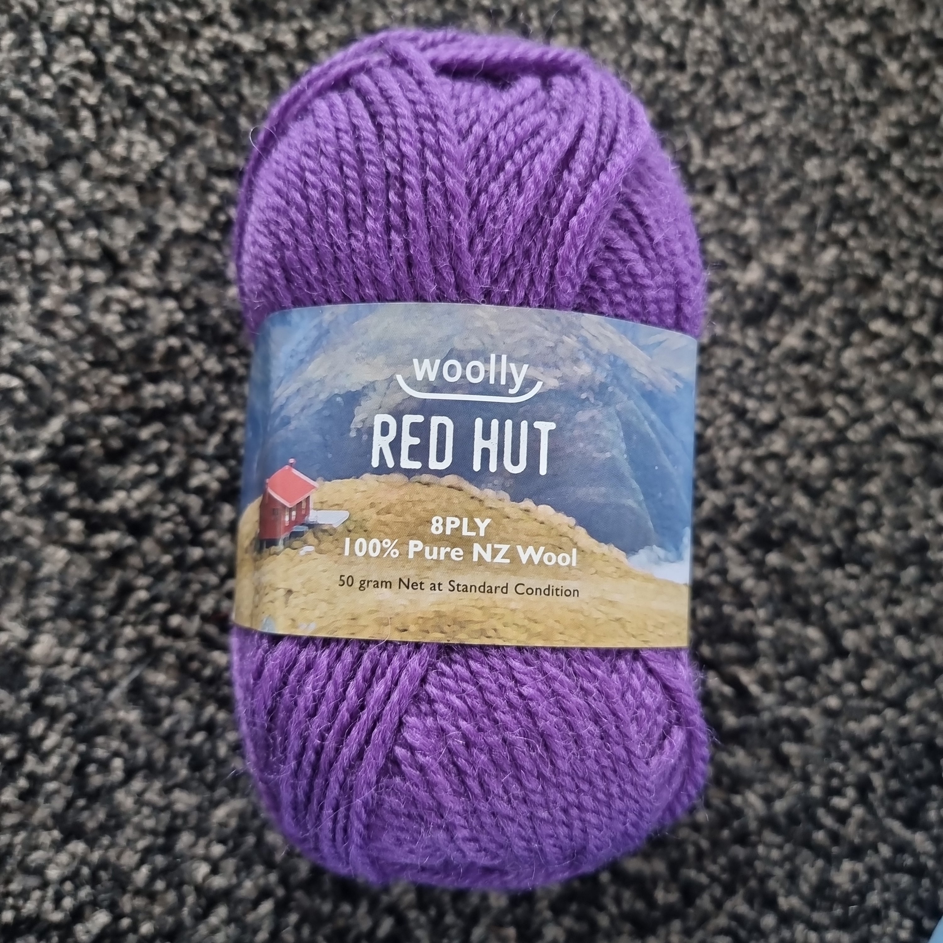 Red Hut 8ply Wool 30 * Grape